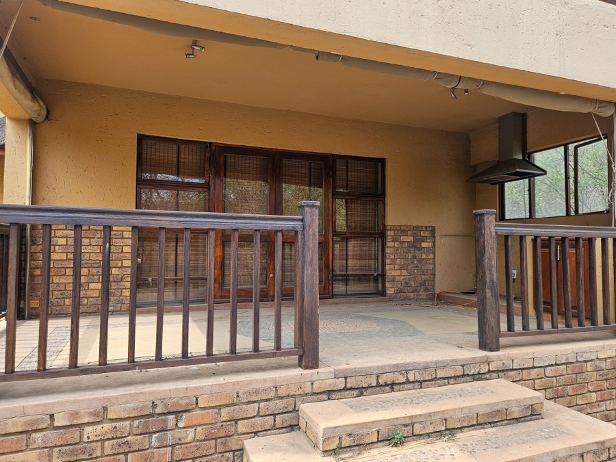 3 Bedroom Property for Sale in Boschenvaal River Front Lodges Free State